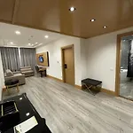 Hotel Golden Palace