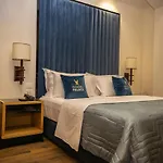 Golden Palace Hotel 5*