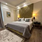 Golden Palace 5* שקודר
