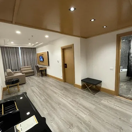 Otel Golden Palace