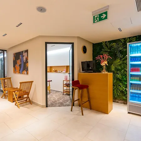 酒店 Golden Palace Shkodër