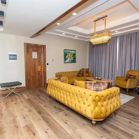 Hotel Golden Palace