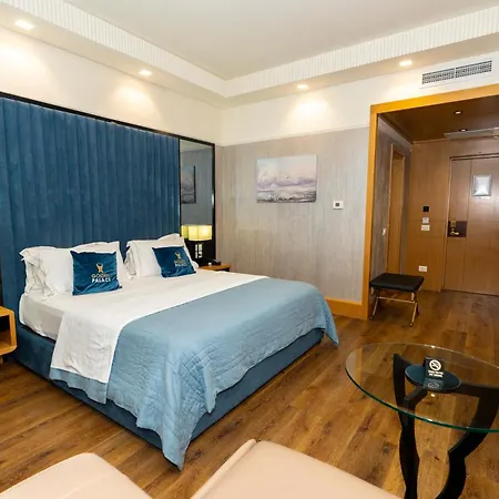 Golden Palace Otel